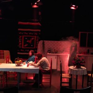 Actores de Gente Natural en la sala Tarambana